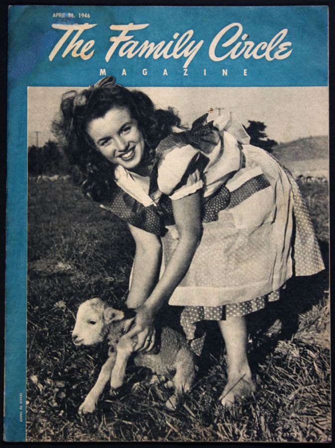 THE FAMILY CIRCLE magazine side cover 26 April 1946