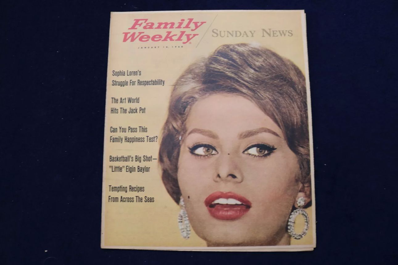 FAMILY WEEKLY magazine side cover 10 January 1960
