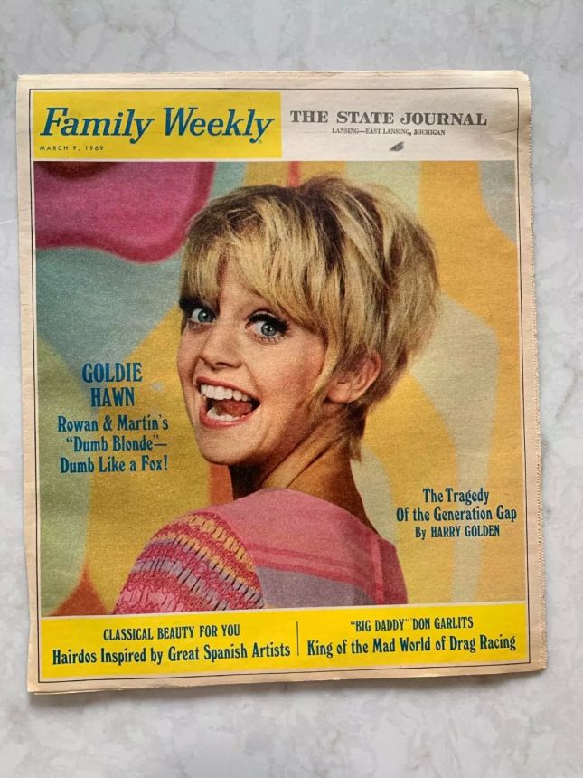 FAMILY WEEKLY magazine side cover 9 March 1969