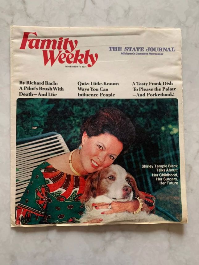 FAMILY WEEKLY magazine side cover 10 November 1974