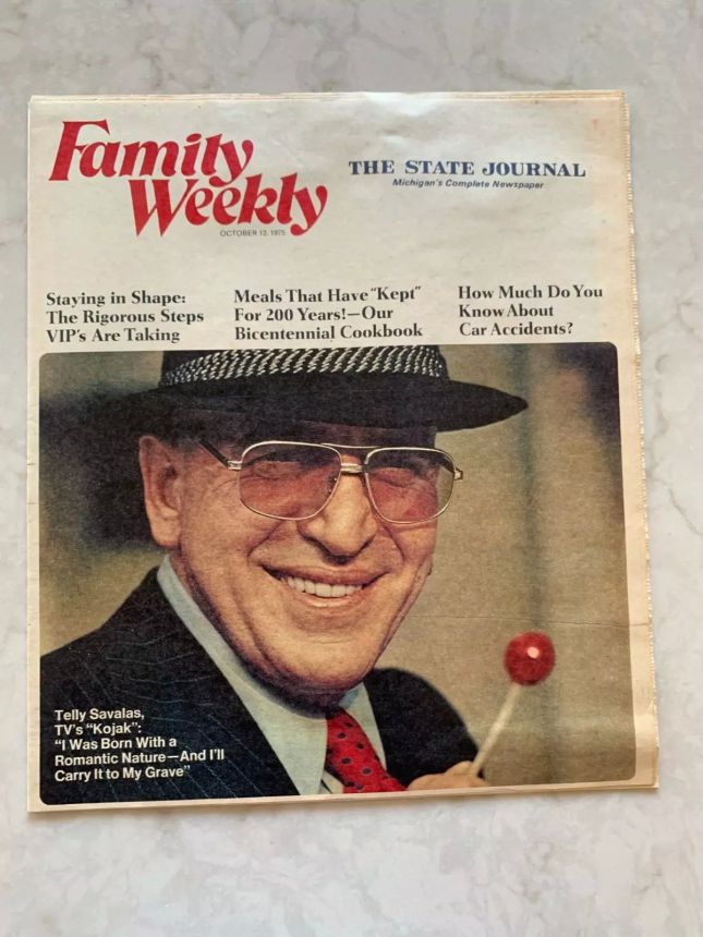 FAMILY WEEKLY magazine side cover 12 October 1975
