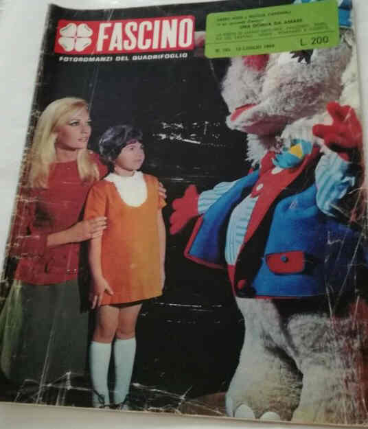 FASCINO magazine side cover Issue 195 12 July 1969