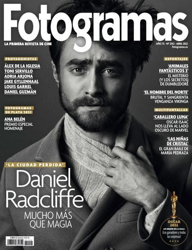 FOTOGRAMAS magazine side cover Issue 2142  April 2022