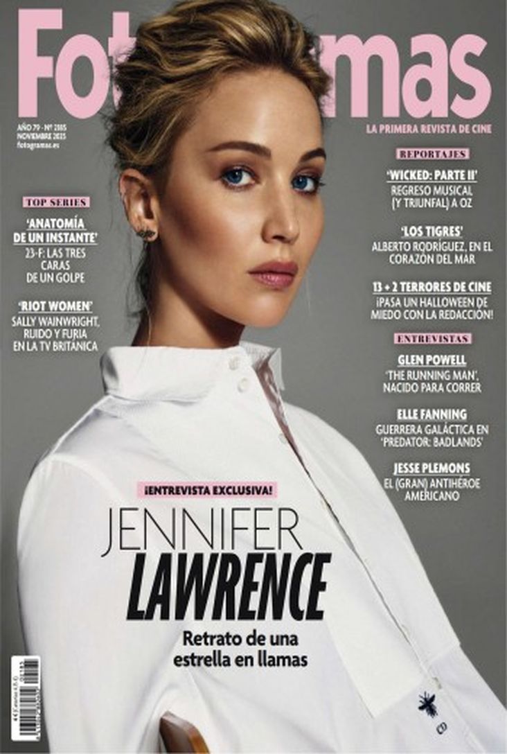 FOTOGRAMAS magazine side cover Issue 2185  November 2025