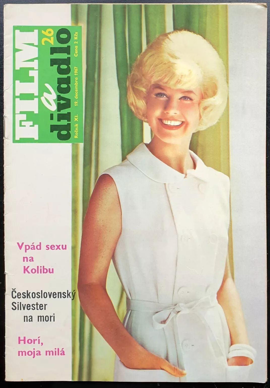 FILM A DIVADLO magazine side cover Issue 26  1967