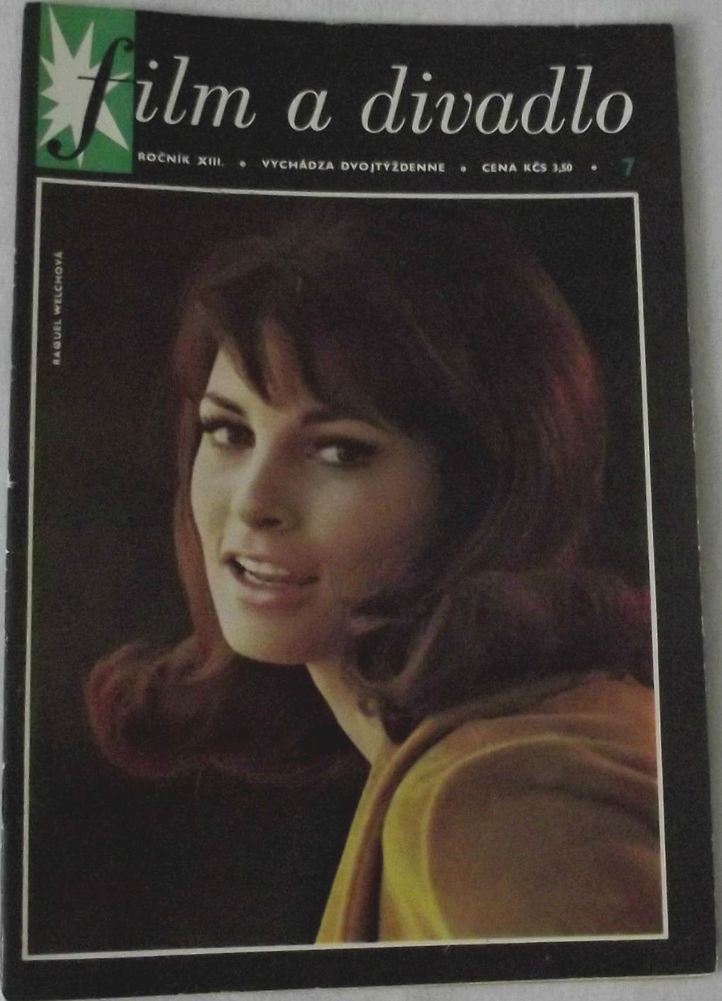FILM A DIVADLO magazine side cover Issue 7  1969