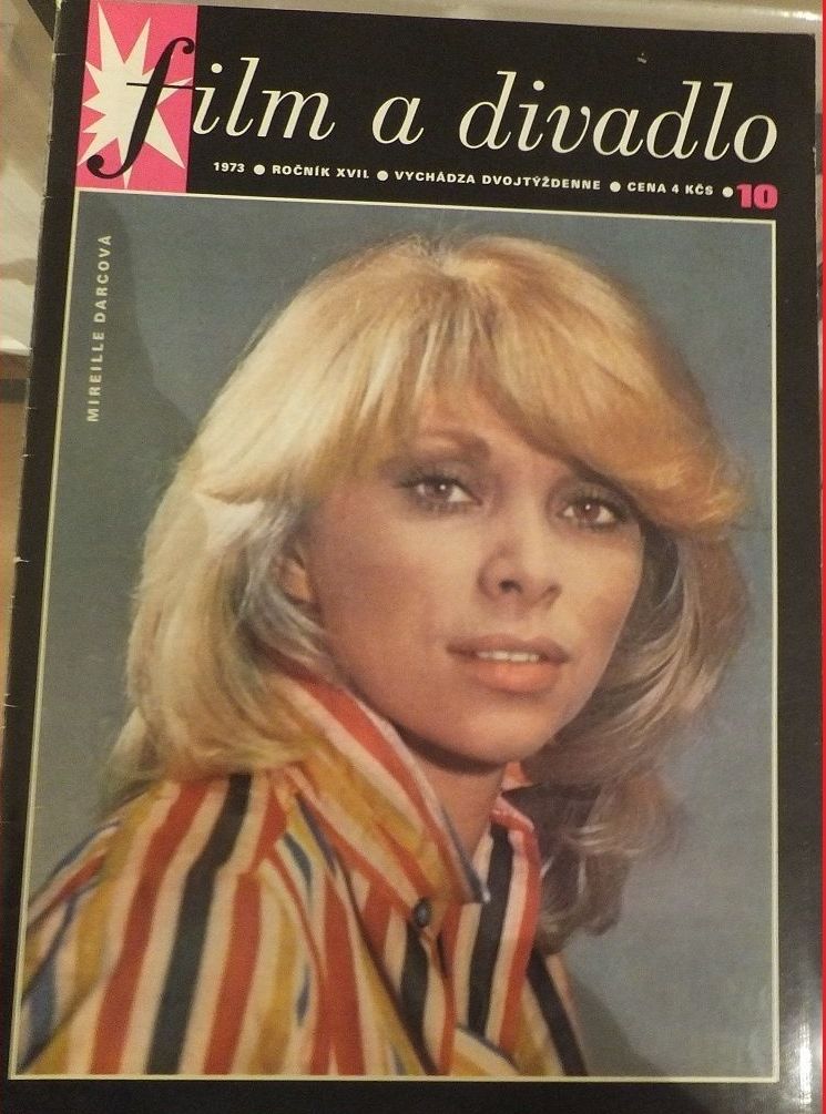 FILM A DIVADLO magazine side cover Issue 10  1973