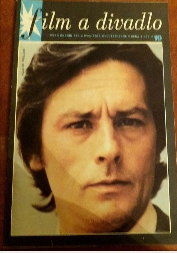 FILM A DIVADLO magazine side cover Issue 10  1977