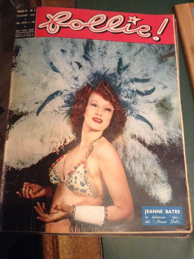 FOLLIE! magazine side cover Issue 7 December 1951