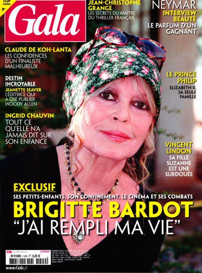 GALA FRANCE magazine side cover Issue 1409 11 June 2020