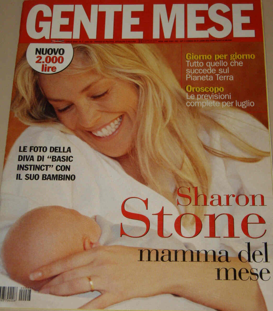 GENTE MESE magazine side cover July 2000