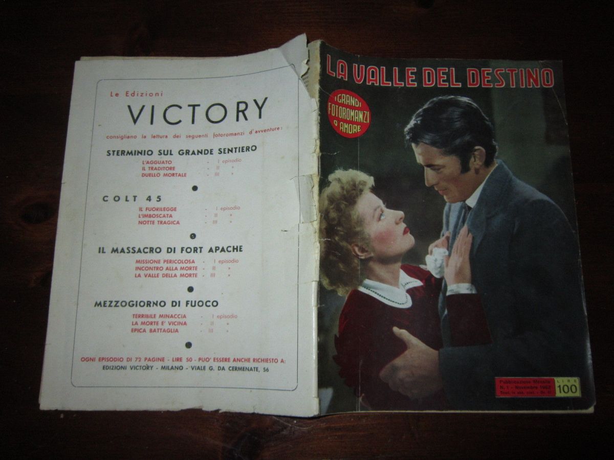 GRANDI FOTOROMANZI D AMORE | I magazine side cover Issue 1  November 1952