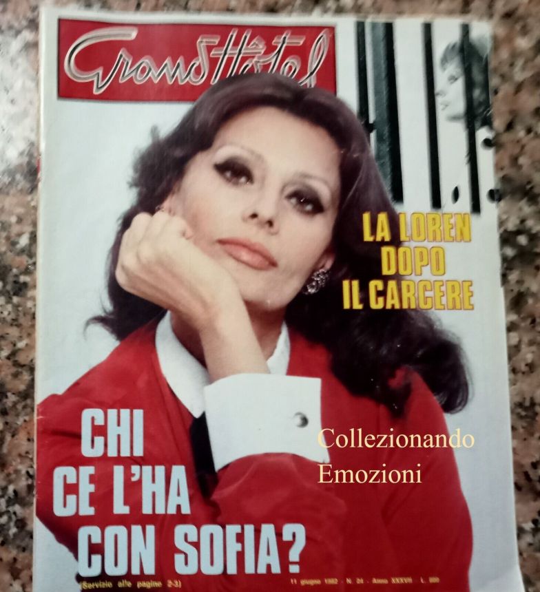GRAND HOTEL magazine side cover Issue 24 11 June 1982