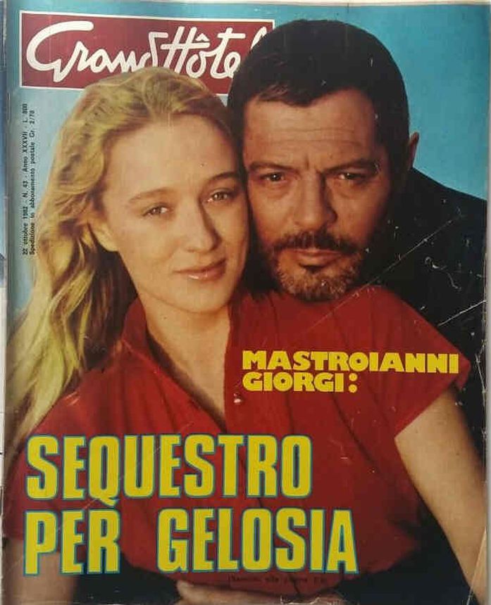 GRAND HOTEL magazine side cover Issue 43 22 October 1982