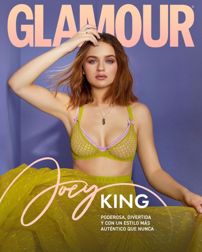 GLAMOUR MEXICO magazine side cover  August 2021