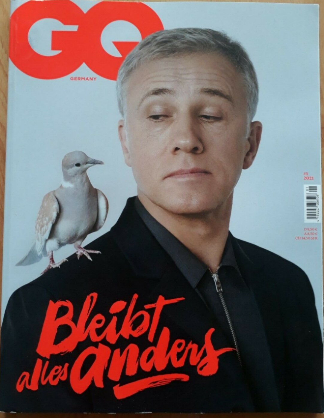 GENTLEMENS QUARTERLY GERMANY magazine side cover  January 2021