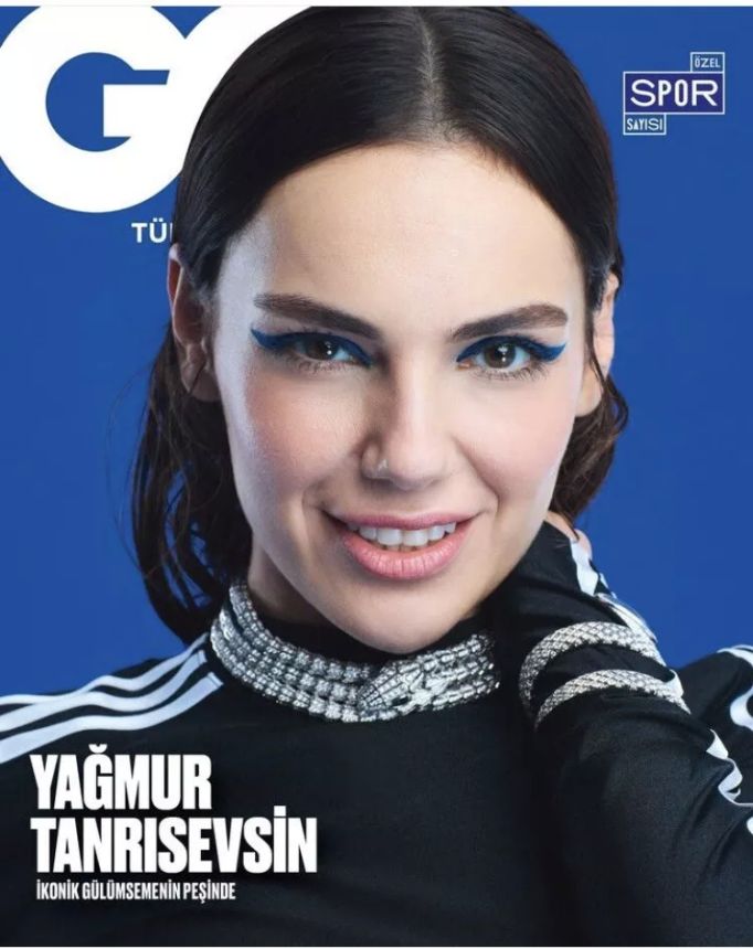 GENTLEMENS QUARTERLY TURKEY magazine side cover  July 2024