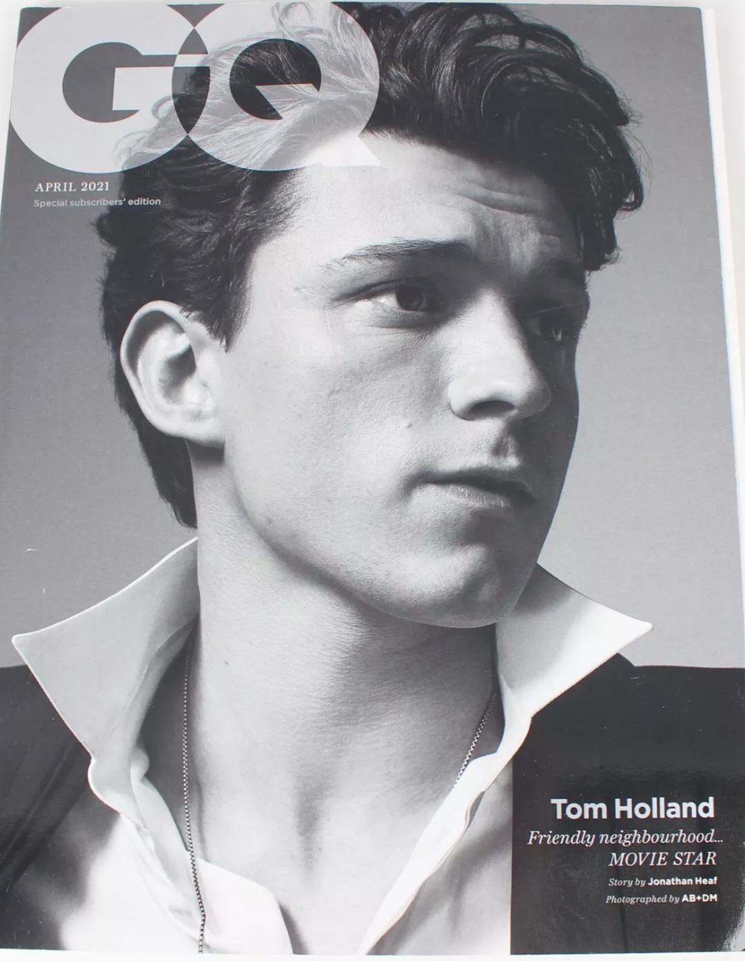 GENTLEMENS QUARTERLY (UK) magazine side cover  April 2021