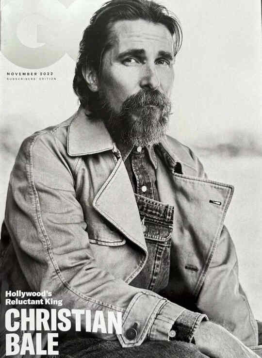 GENTLEMENS QUARTERLY (UK) magazine side cover  November 2022