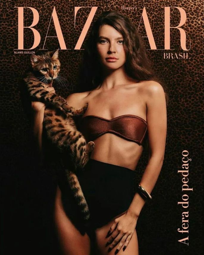 HARPERS BAZAAR BRAZIL magazine side cover  April 2022