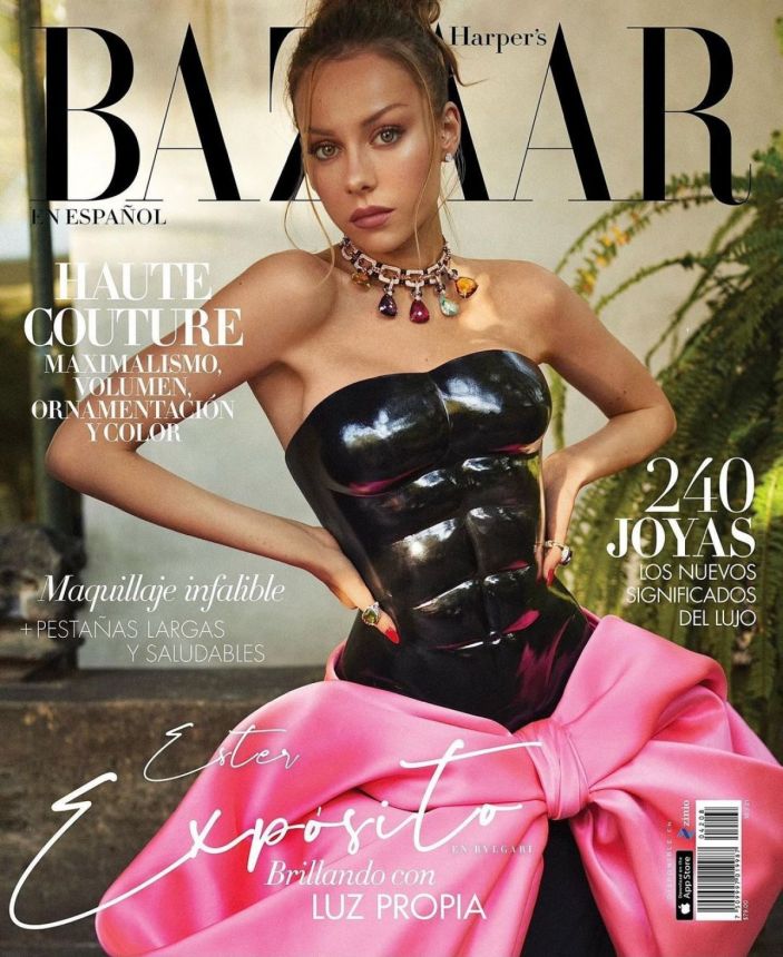 HARPERS BAZAAR MEXICO magazine side cover  October 2021