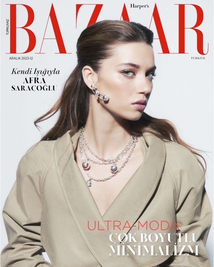 HARPERS BAZAAR TURKEY magazine side cover  December 2023