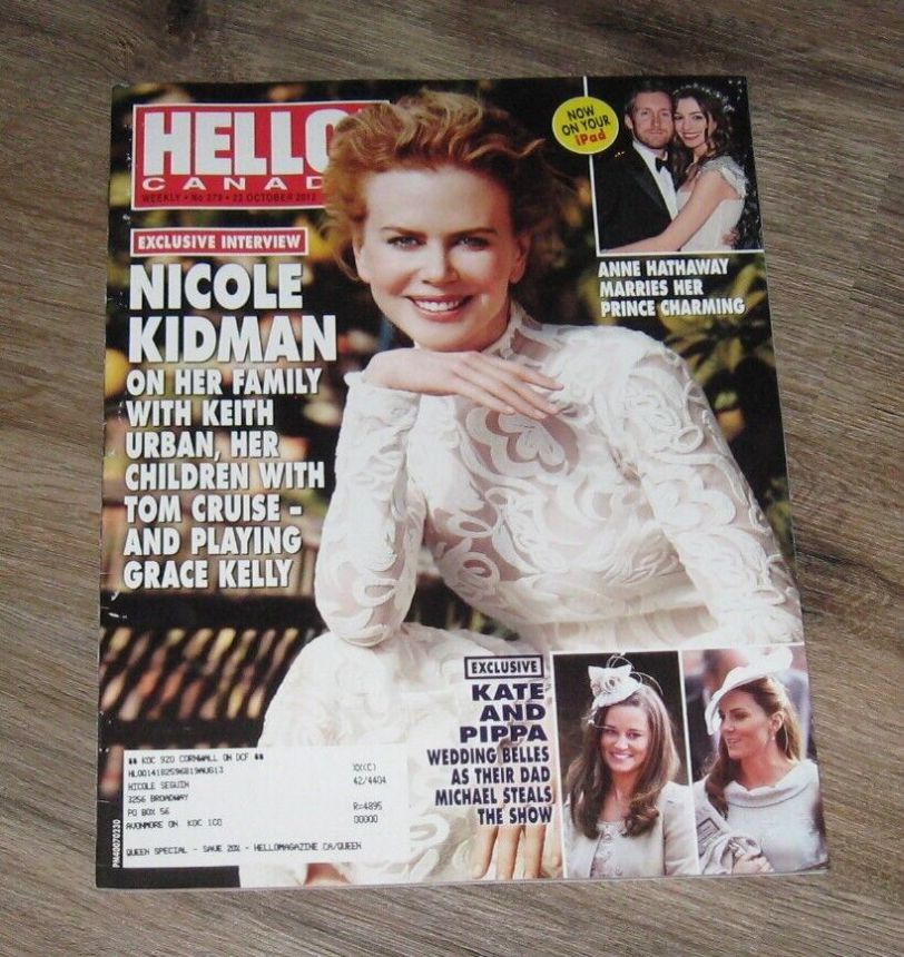 HELLO CANADA magazine side cover 22 October 2012