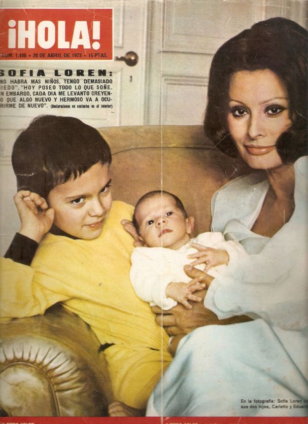 HOLA magazine side cover 28 April 1973