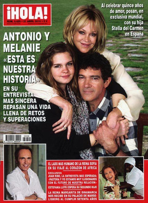 HOLA magazine side cover 21 April 2010