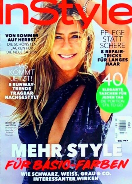 IN STYLE GERMANY magazine side cover  October 2021