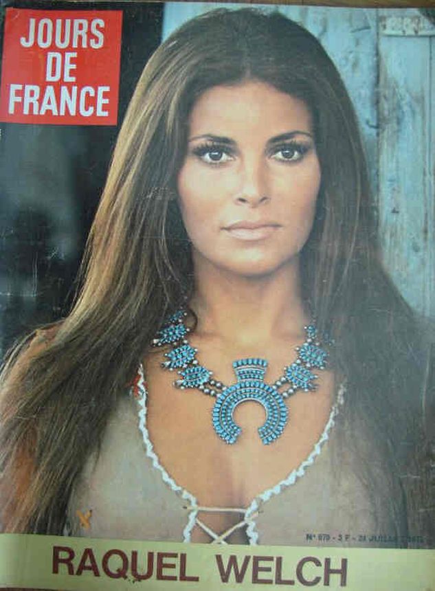 JOURS DE FRANCE magazine side cover Issue 970 24 July 1973