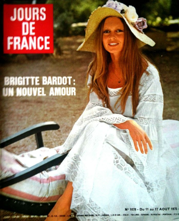 JOURS DE FRANCE magazine side cover Issue 1078 11 August 1975