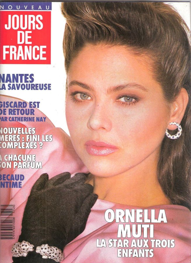 JOURS DE FRANCE magazine side cover Issue 1743 28 May 1988