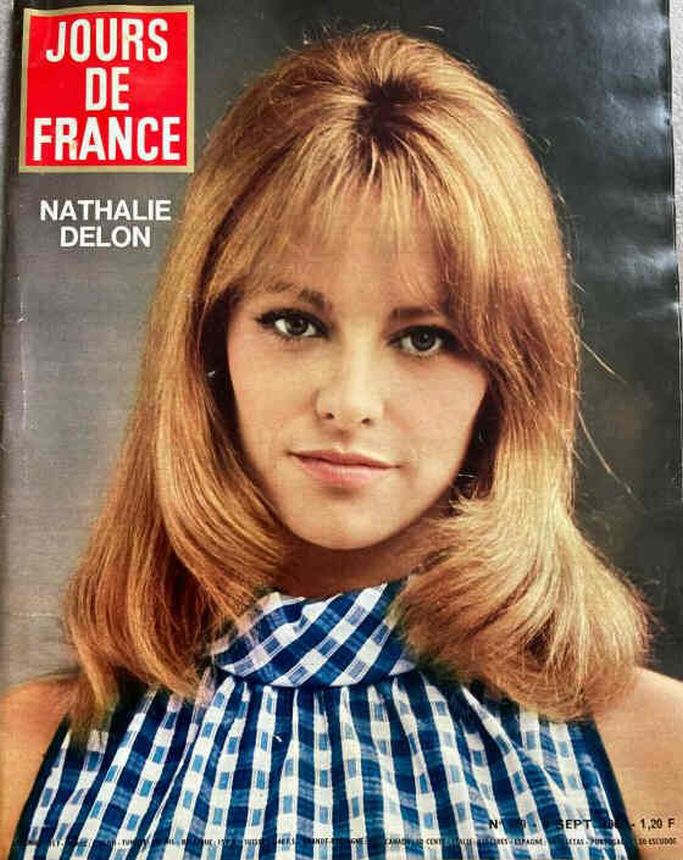 JOURS DE FRANCE magazine side cover Issue 669 9 September 1967