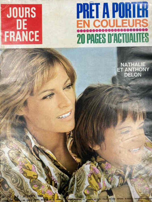 JOURS DE FRANCE magazine side cover Issue 719 21 September 1968