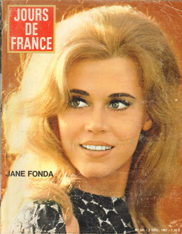 JOURS DE FRANCE magazine side cover Issue 681 2 December 1967