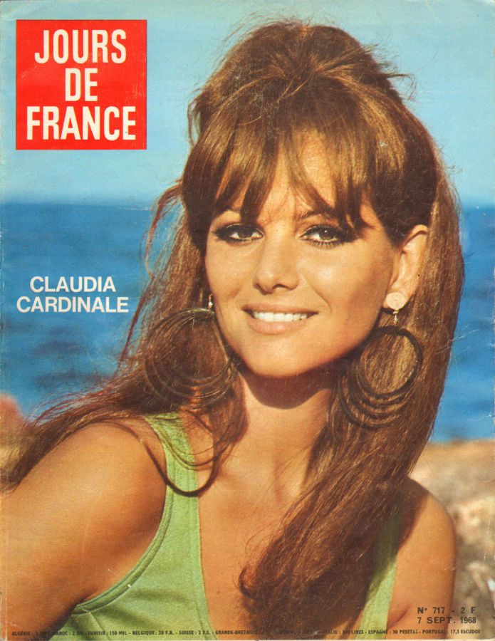 JOURS DE FRANCE magazine side cover Issue 717 7 September 1968