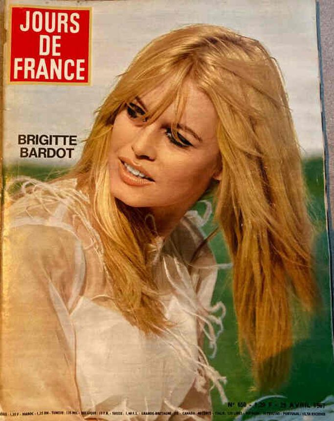 JOURS DE FRANCE magazine side cover Issue 650 29 April 1967