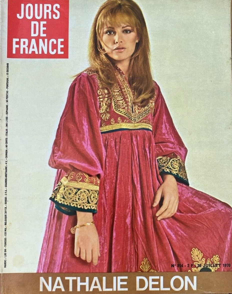 JOURS DE FRANCE magazine side cover Issue 814 28 July 1970