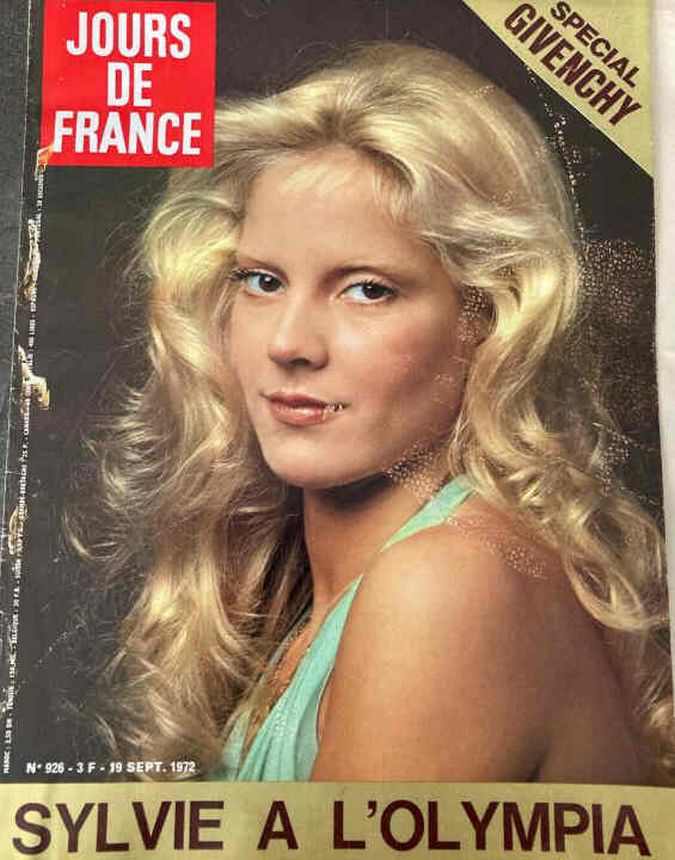 JOURS DE FRANCE magazine side cover Issue 926 19 September 1972