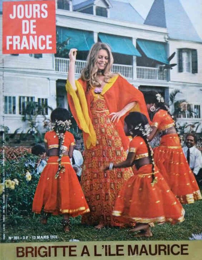 JOURS DE FRANCE magazine side cover Issue 951 13 March 1973