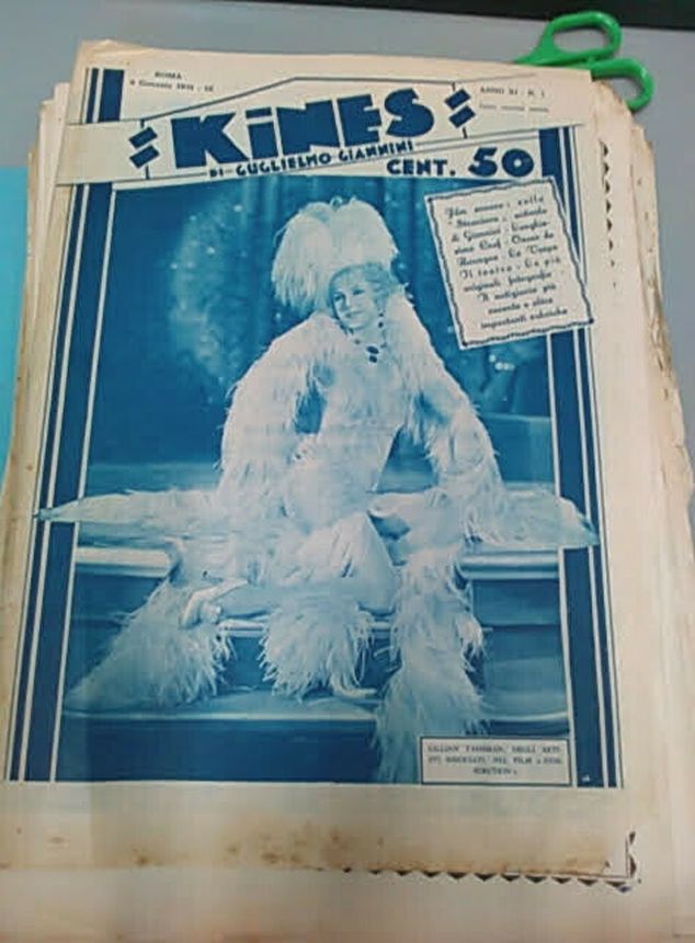 KINES magazine side cover Issue 1 4 January 1931