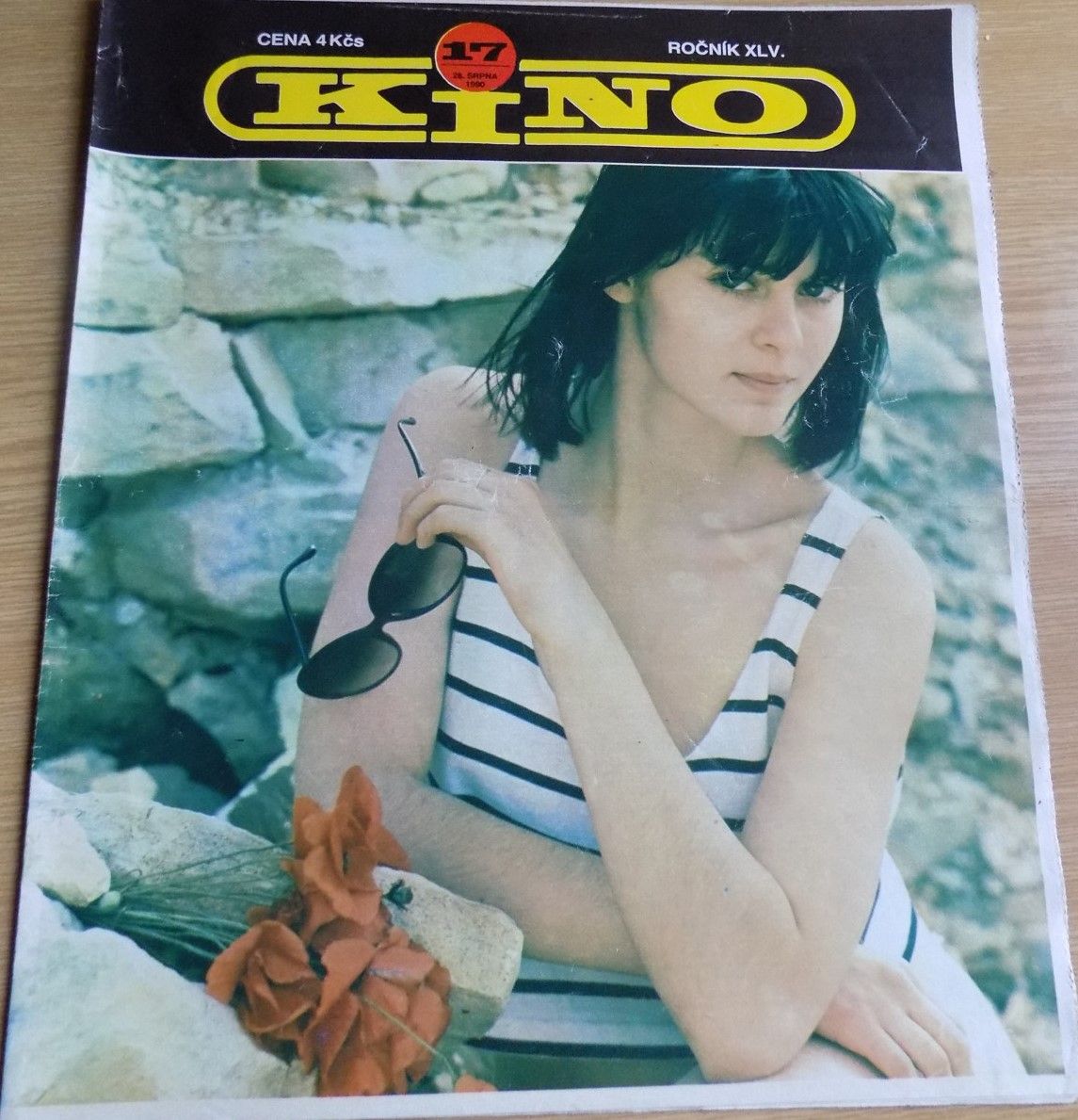 KINO (Czech) magazine side cover Issue 17   1990