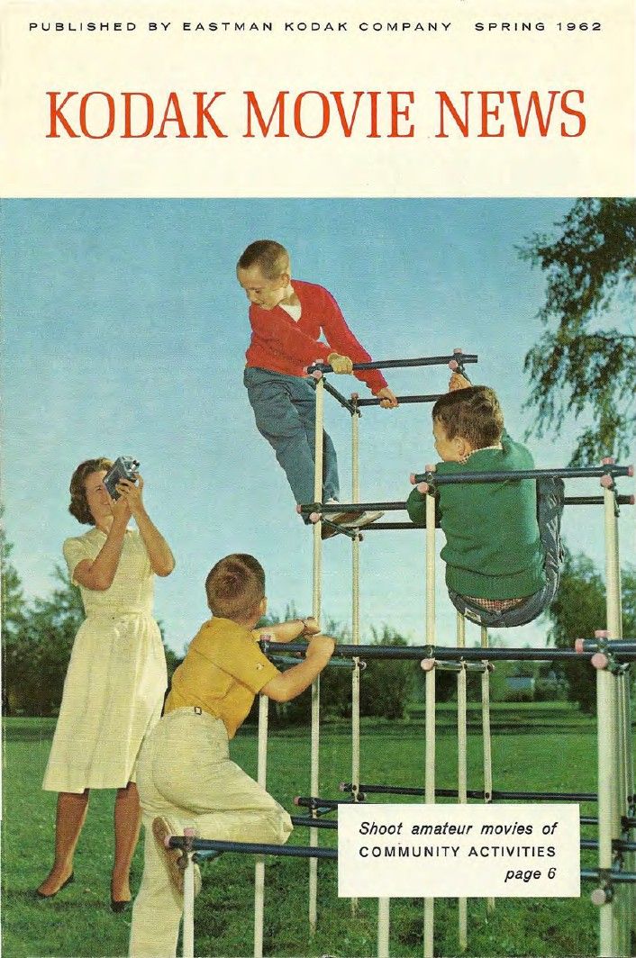 KODAK MOVIE NEWS magazine side cover  Vol 10 No  1 Spring 1962