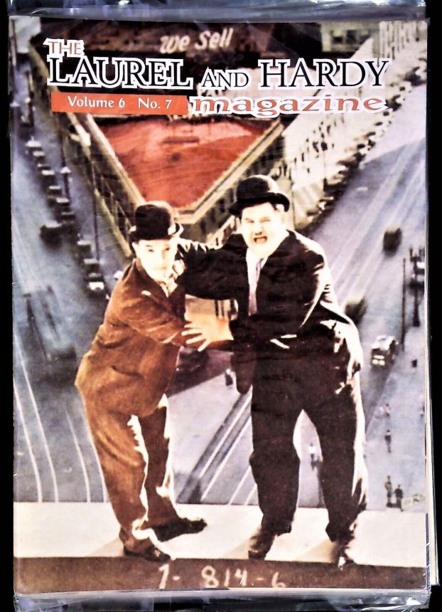 LAUREL AND HARDY MAGAZINE | THE magazine side cover  Vol 6 # 7  2003