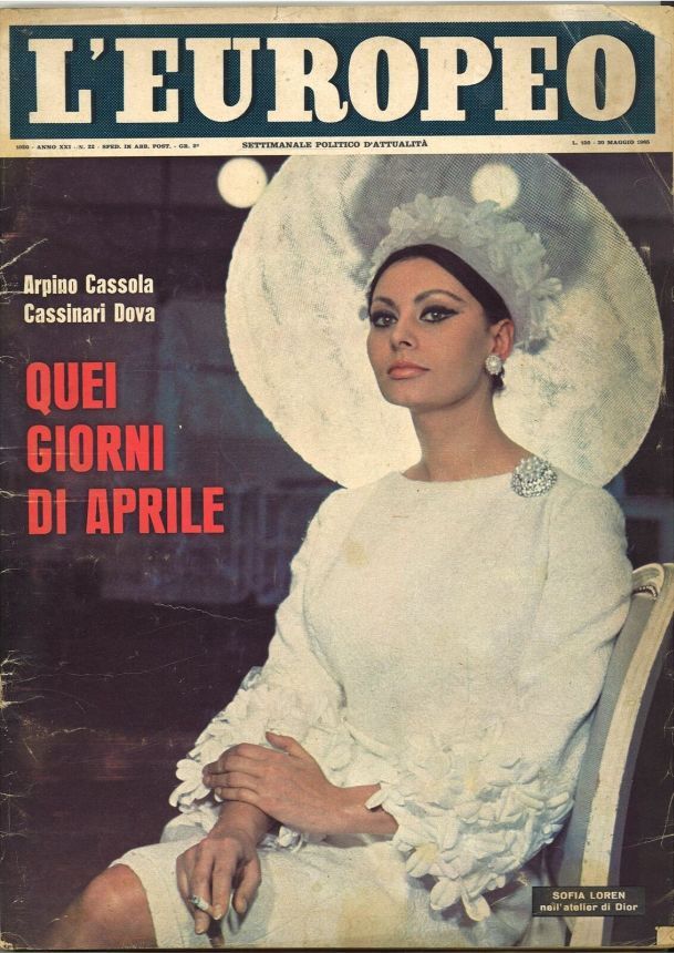 L EUROPEO magazine side cover Issue 22 30 May 1965