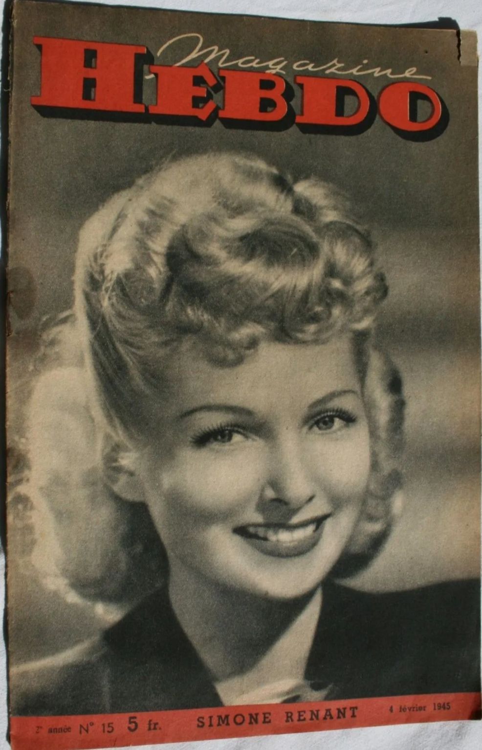 HEBDO magazine side cover Issue 15 4 February 1945