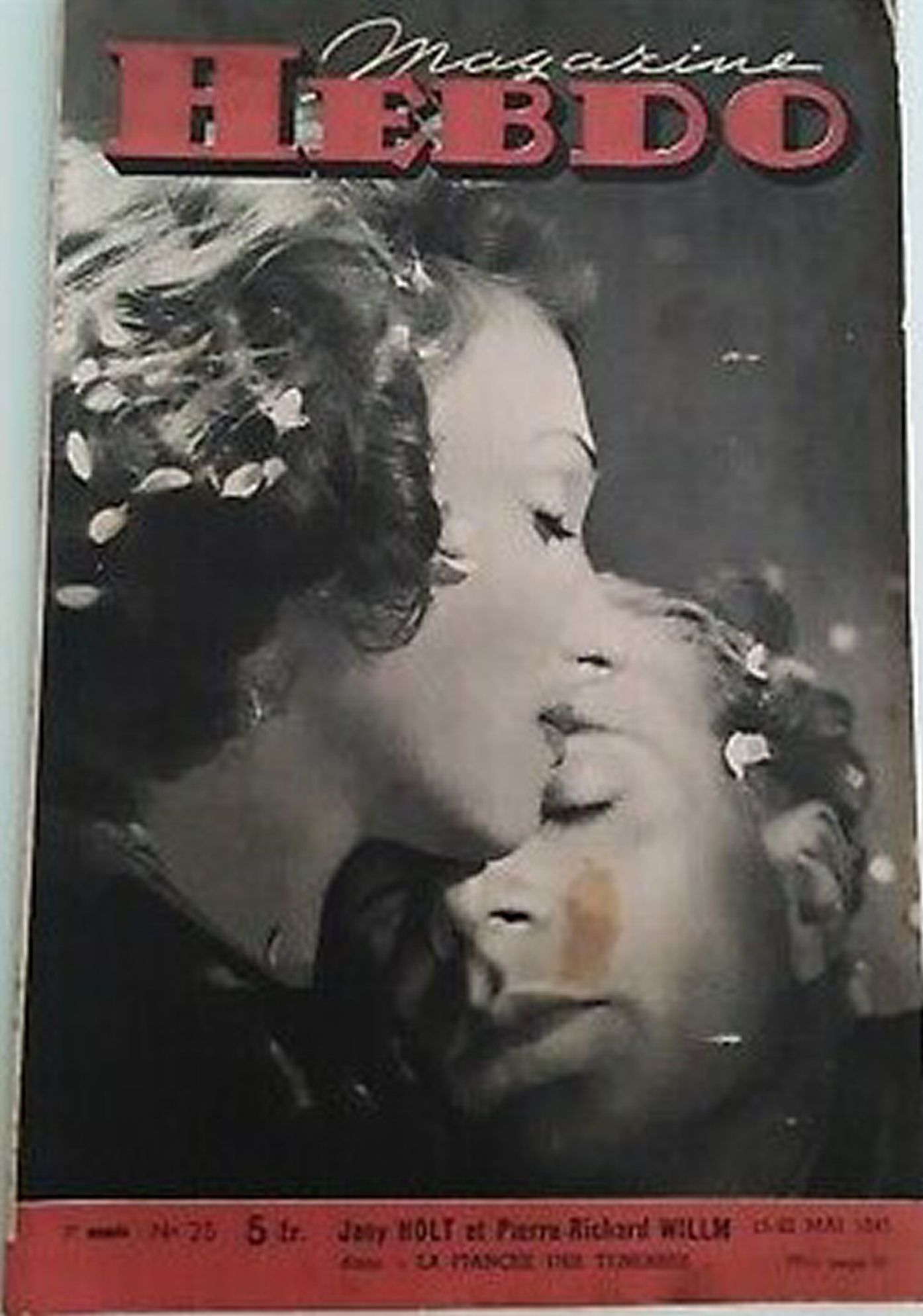 HEBDO magazine side cover Issue 25  May 1945