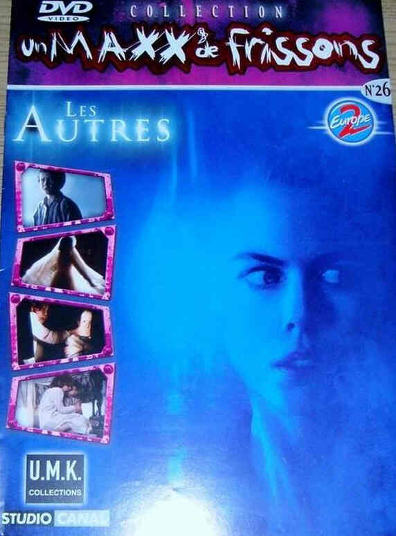 COLLECTION UN MAXX DE FRISSONS magazine side cover Issue 26  September 2004
