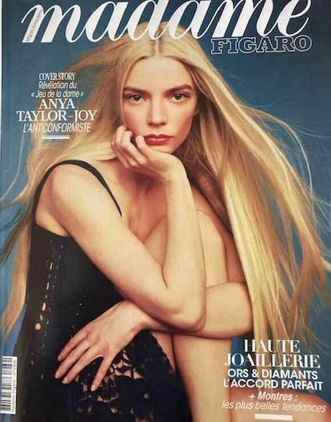 MADAME FIGARO FRANCE magazine side cover 29 April 2022